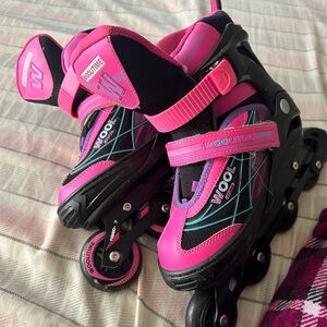 Girls skates great condition
